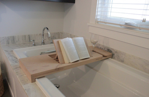 How to Build a Bathtub Caddy